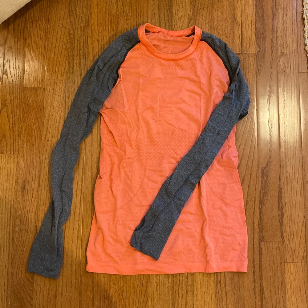 Lululemon top
